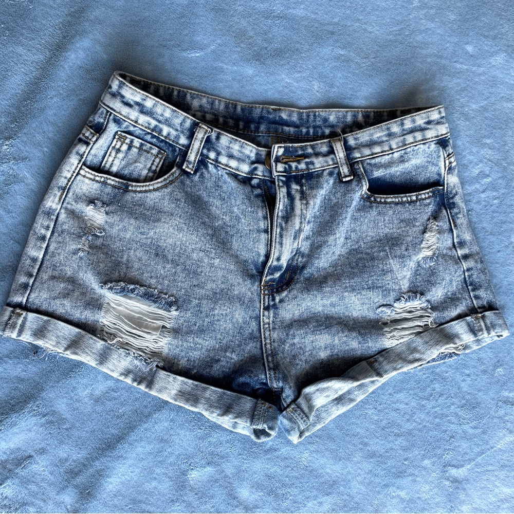 SHEIN Acid Wash Ripped Jean Shorts